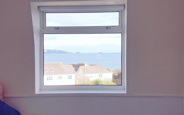 Three Beaches Holiday Apartments - close to Goodrington beach in Paignton