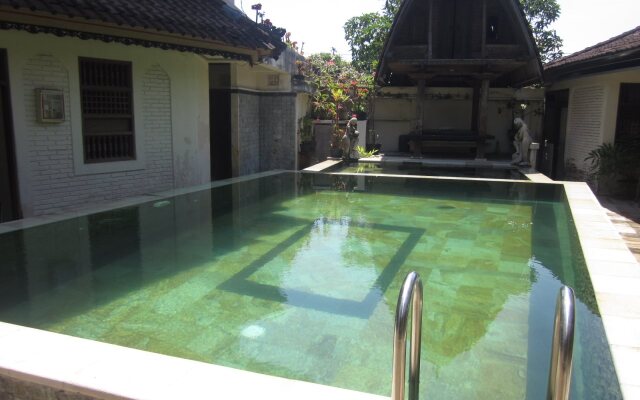 Lestari Homestay