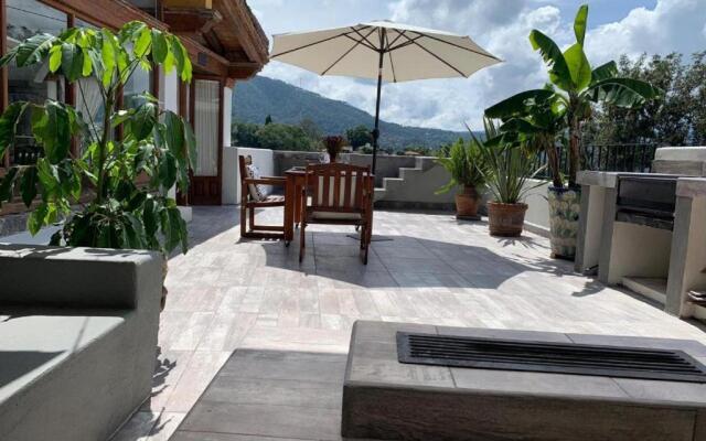 Rustic House With Excellent Finishes Very Comfortable