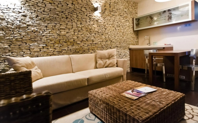 Echo Residence All Suite Hotel