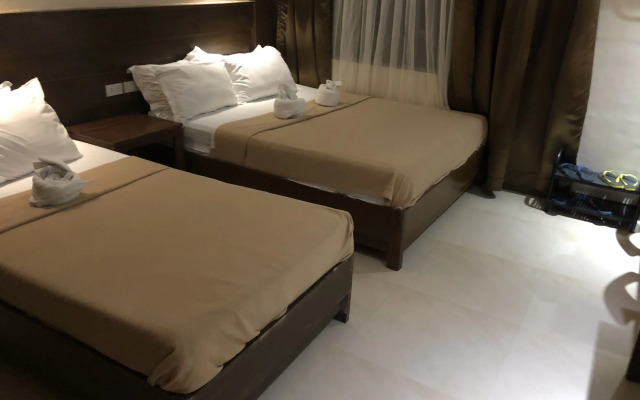 Delle Suites