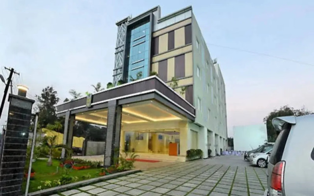 Poppys Anukula Residency - Vellore