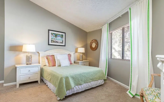 Coastal Breezes by Tybee Vacation Rentals