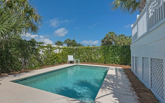 Shore Fun at Destin Pointe