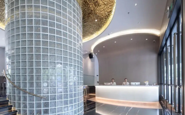 shenzhenshijinyuehuayuanjiudian