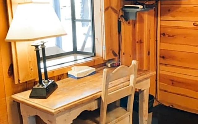 Chama Trails Inn