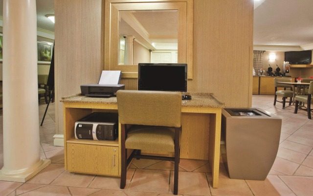 La Quinta Inn by Wyndham Savannah Midtown