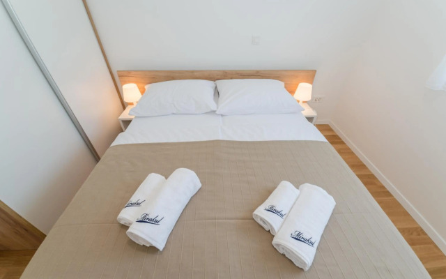 Apartments Mirakul