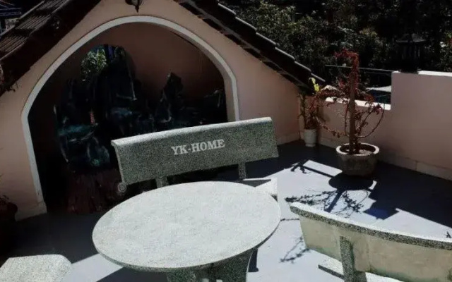 YK Home Luxury Villa