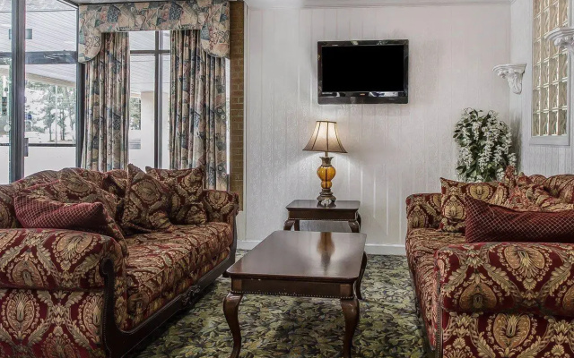 Econo Lodge