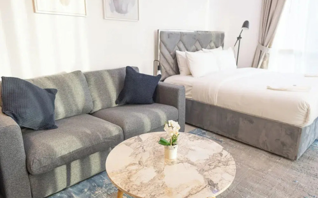 HAPPY SEASON I Royal Oceanic apartment