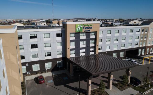 Holiday Inn Express & Suites West Edmonton - Mall Area, an IHG Hotel