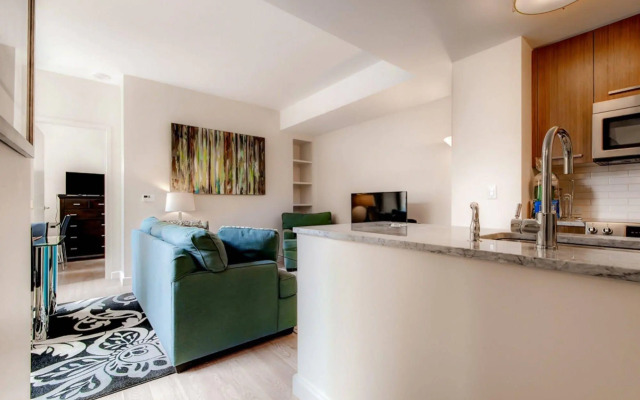 Global Luxury Suites at Bay Village