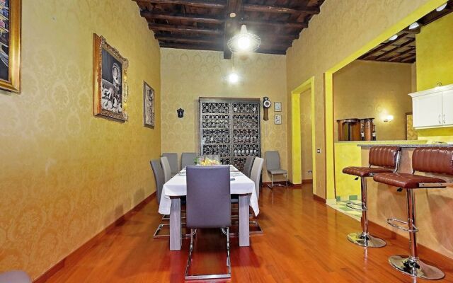 Luxor Domus Trastevere