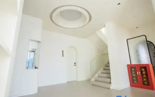 Yiju Sea View Homestay (Dali Erhai Branch)