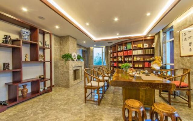 Muzi Qiyunlou (Cangshan Seaview Branch)