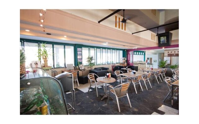 Galare Thong Tower Apartment & Condominium
