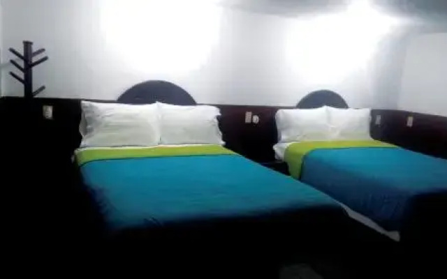 Hotel Falcon