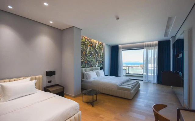 Flamingo Beach Hotel & Spa