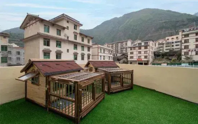 Wadang Washe Travel Hotel (Jiuzhaigou Branch)