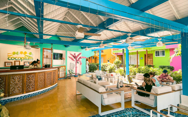 Cocoplum Beach Hotel