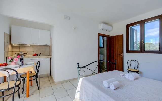 Villa Degli Dei With Garden and Pool