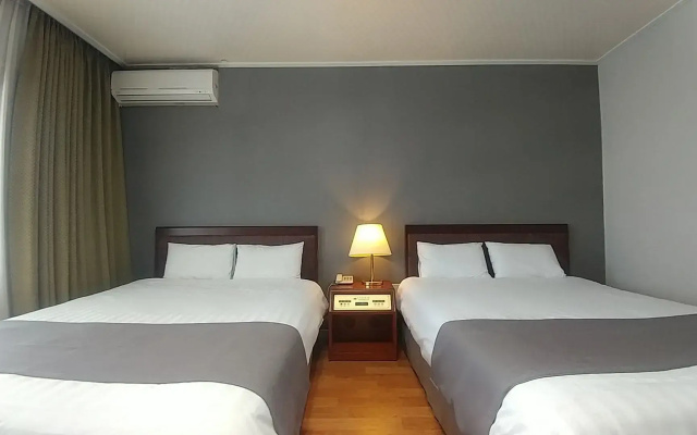 Pearl Hotel Jeju