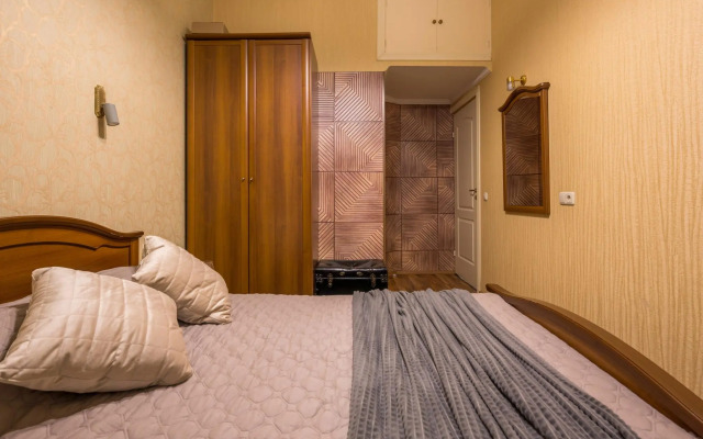 Апартаменты на улице Восстания 42