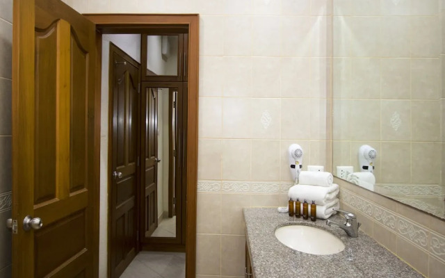 Avoca Pool Villas