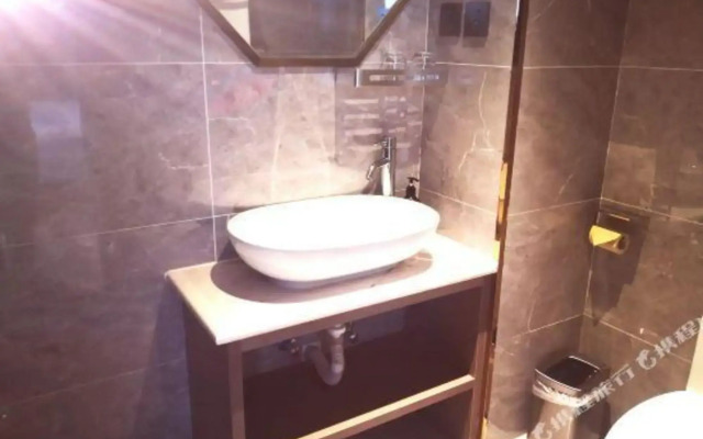 Baijia'an Hotel (Beijing Yizhuang Rongchang East Street Metro Station Branch)