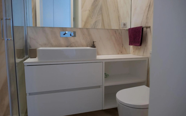 Spacious Studio w/ Balcony & AC by LovelyStay