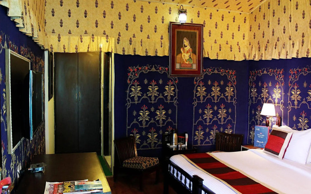 OYO 1995 Hotel Nirwana