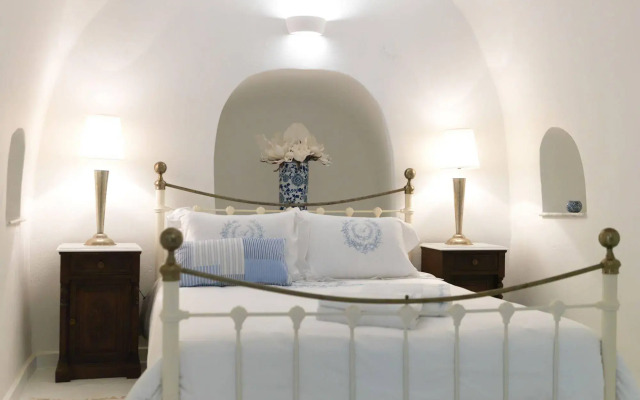 OIA Unique Homes by K&K