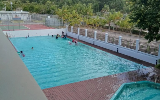 Cozy Homestay Desaru Vacation Bungalow - 10 pax