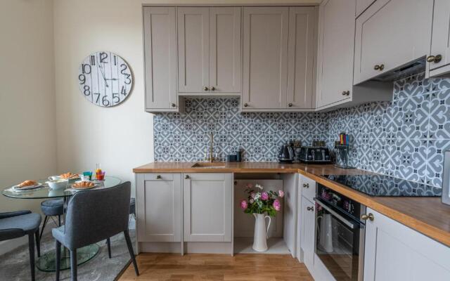 Newly Converted Apartment Rowntree House Shambles