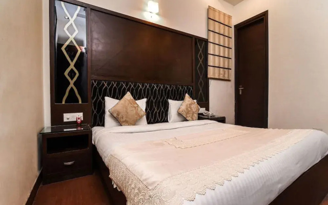 OYO 644 Hotel Haris Court