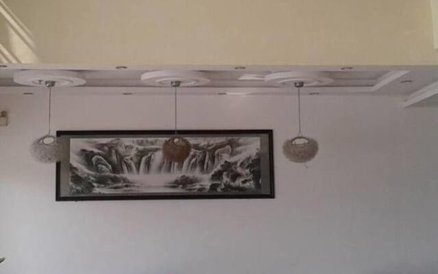 Yading Shanhui Holiday Hotel - Huizhou