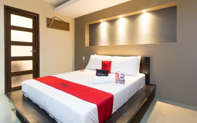 RedDoorz Plus near Laoag International Airport