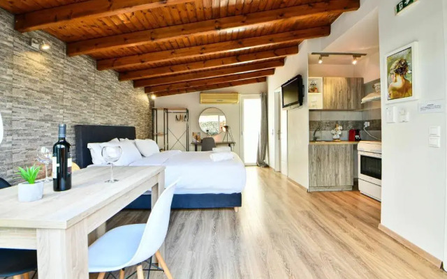 Athens Way Apartments