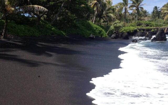 Heavenly Hana Paradise