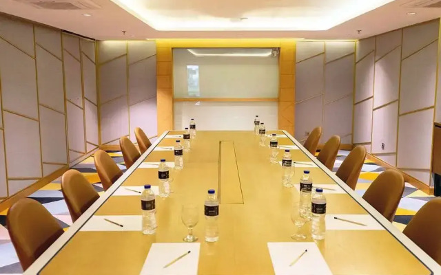 Louis Kienne Hotel Pemuda