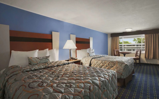 Days Inn by Wyndham West Yarmouth/Hyannis Cape Cod Area
