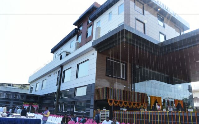 Hotel Grand SR