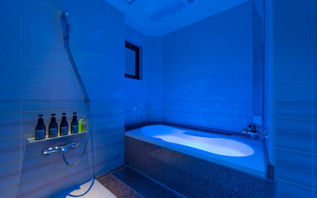 HOTEL W-AVANZA-W GROUP HOTELS and RESORTS-