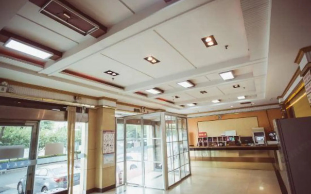 Qiaopai Hotel
