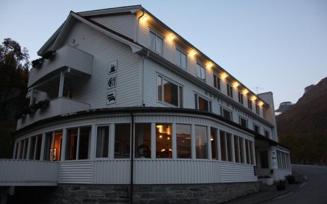 Hotell Utsikten Geiranger - by Classic Norway Hotels