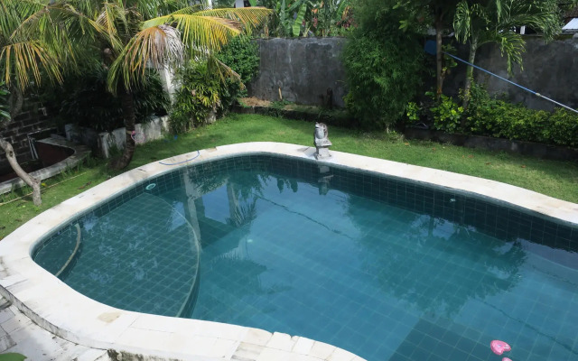 Rajawali Guest House Canggu