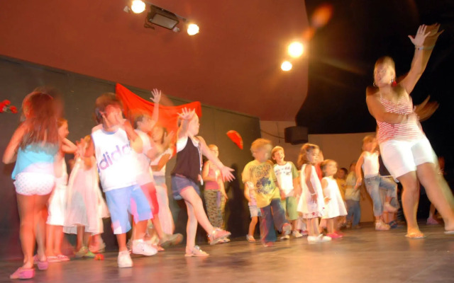 Holiday World RIWO - Teens Hotel