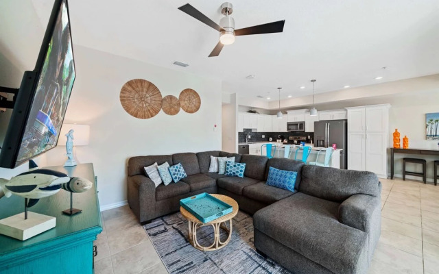 3141 Paradox Circle #406