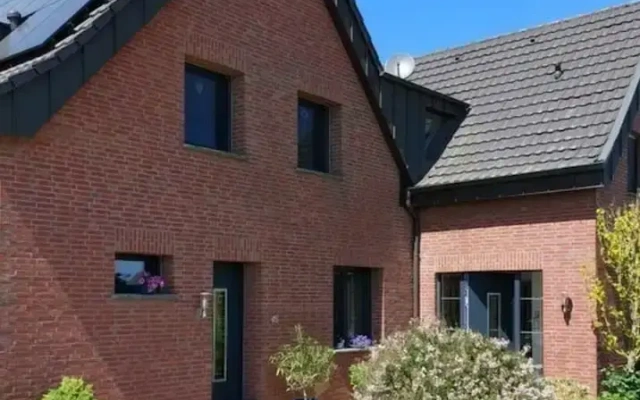 Sunshine Comfortable Holiday Residence
